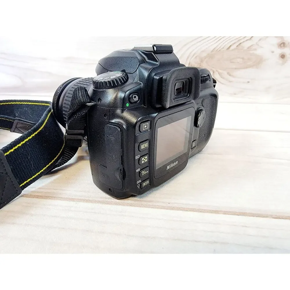 Nikon D50 Black DSLR Camera with Nikon AF Nikkor 28-80mm f/3.3-5.6G ED Lens